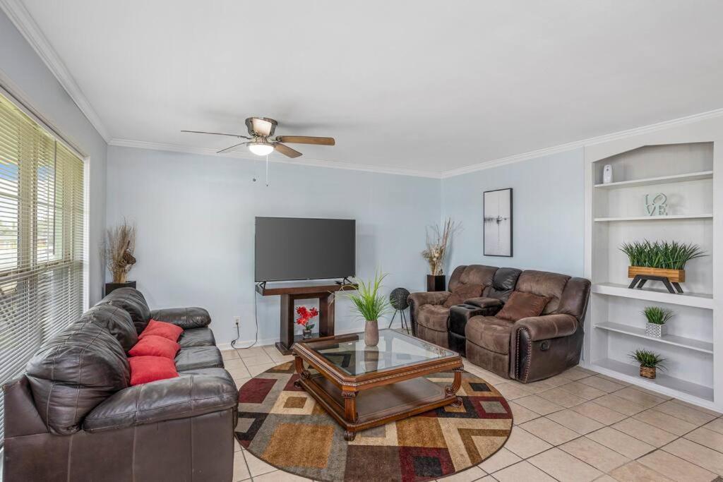 Quiet Apartment In Iowa, La 外观 照片